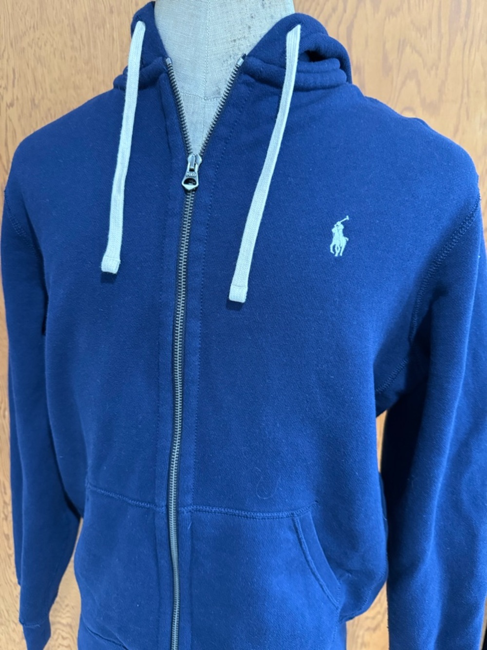 Men’s Large Ralph Lauren Navy Hoodie with White Logo and Drawstrings sweatshirt